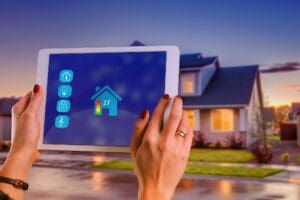 Controlling a smart home with an iPad