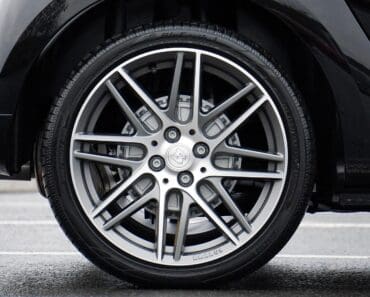 Are Budget Tyres Worth the Risk?